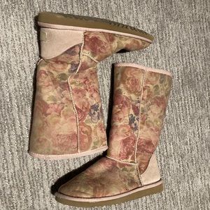 Floral Ugg’s